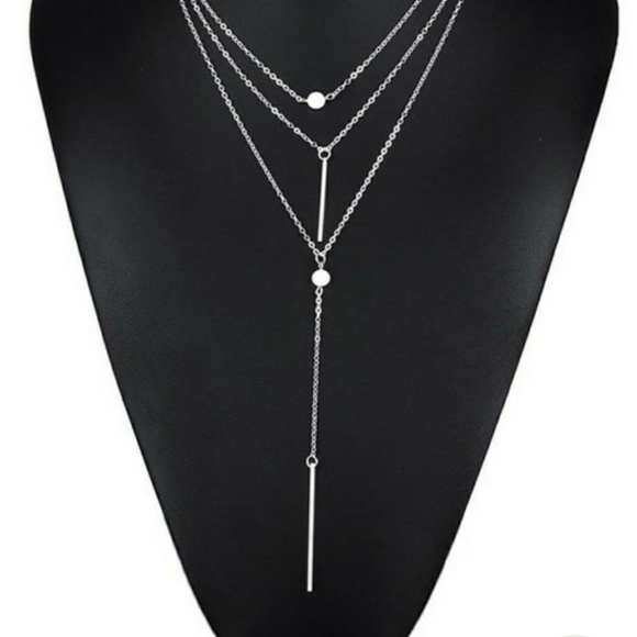 *LAST ONE* 3 layer tassle charm necklace🌟 - Picture 2 of 4